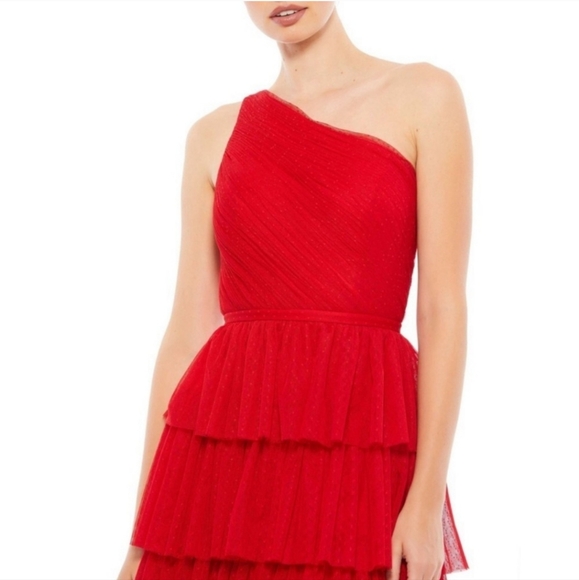 NWT Mac Dugggal Tiered One-Shoulder Gown size 6 - Picture 4 of 12